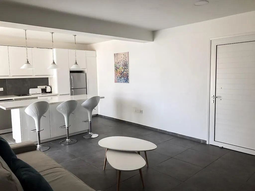 Poseidon Apartment By Michalis Ajia Napa